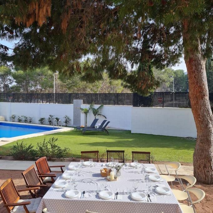 Acogedora En Con Piscina Y Barbacoa Vil·la Alacant